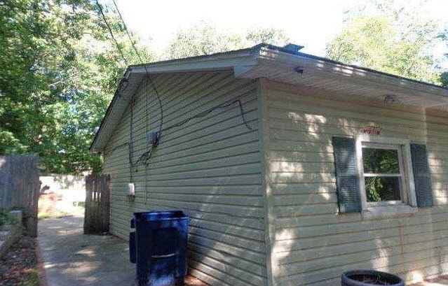 2nd image of 14113 Duckett Rd