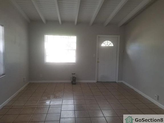 3rd image of 1549 NW 15th Ter