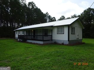 12112 E High Way #280, Collins, GA 30421