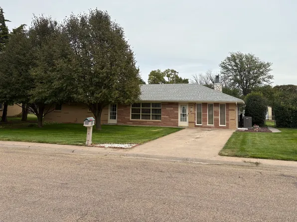 916 N 14th St, Burlington, CO 80807