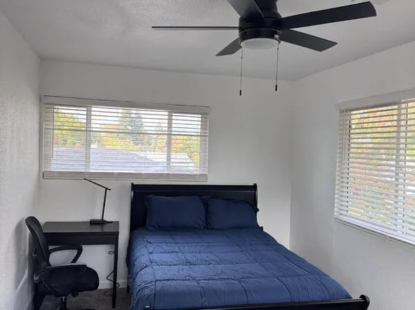 2445 Town Cir Room 9, Sacramento, CA 95821