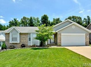 226 Birmingham Dr, O'Fallon, MO 63366