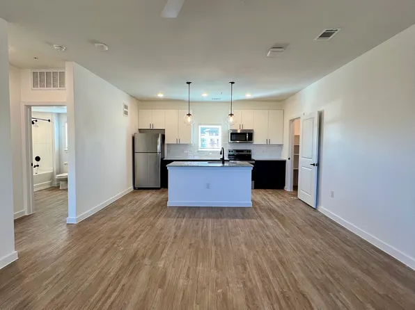 5330 E Parmer Ln #T/h, Austin, TX 78754