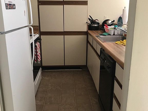 4th image of 800 Claytor Sq #800
