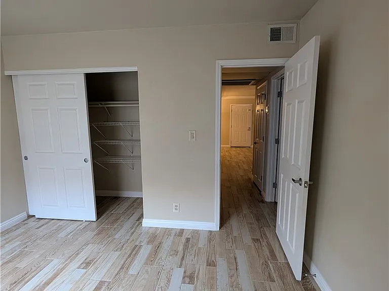 5041 River Glen Dr #91 — Photo 12