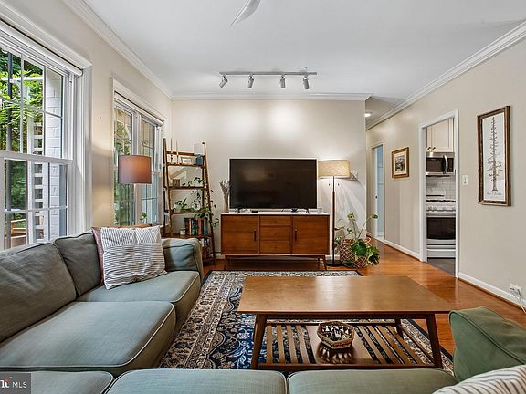 5th image of 3376 Gunston Rd #3376