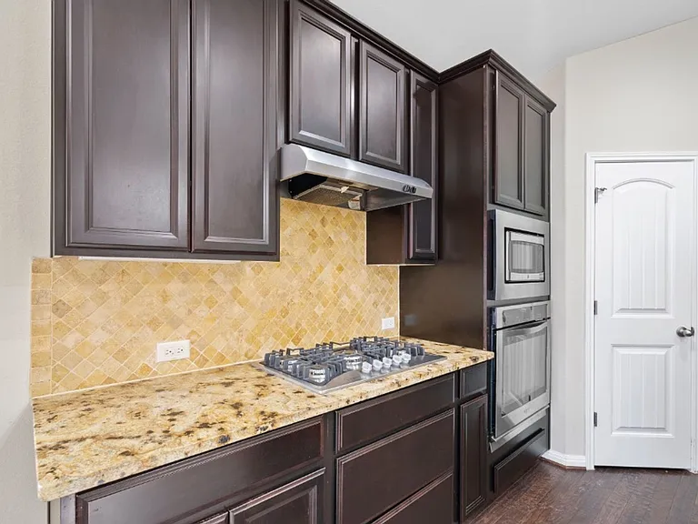 2923 Bluffstone Dr — Photo 21