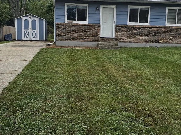 51569 County Road 109, Elkhart, IN 46514