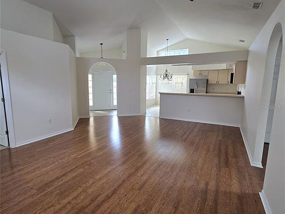 4th image of 3127 Valley Vista Cir