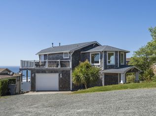 407 Home Ct, Rockaway Beach, OR