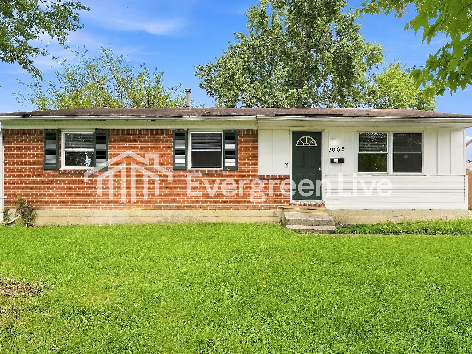 3 bed, 2.0 bath, 1083 sqft, $1,595 — Photo 1