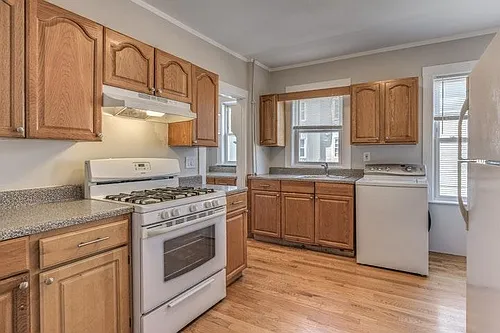 120 Welles Ave #2 Photo 1