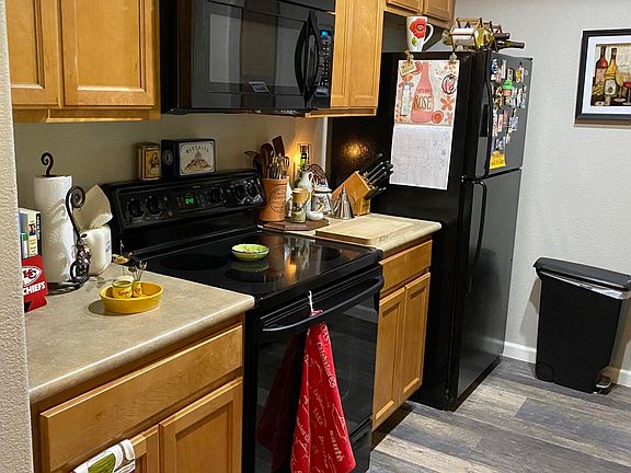 5th image of 3830 E LAKEWOOD Parkway #1131