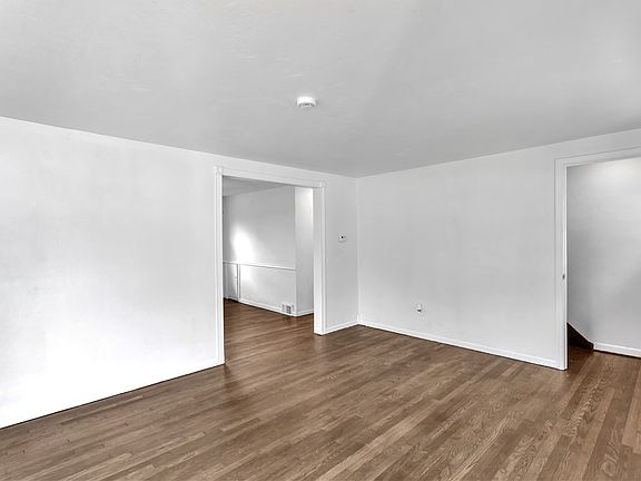 4th image of 406 Eden Dr