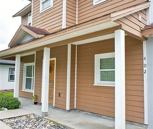 5th image of 402 E MAPLE STREET