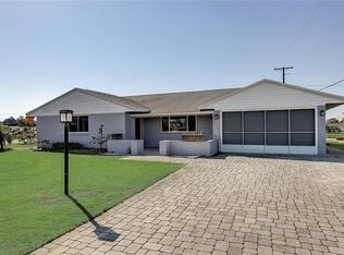1702 Council Dr, Sun City Center, FL 33573