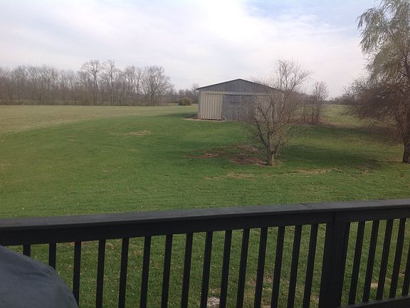 2nd image of 3540 Mulberry Pike