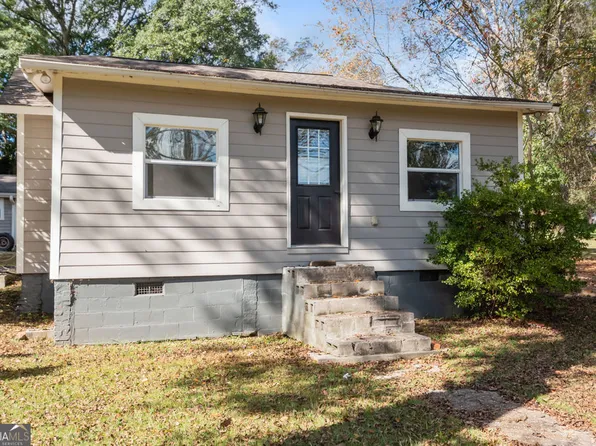 105 Poplar St, Hogansville, GA 30230