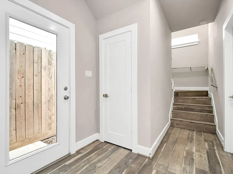 3538 Noah St — Photo 3