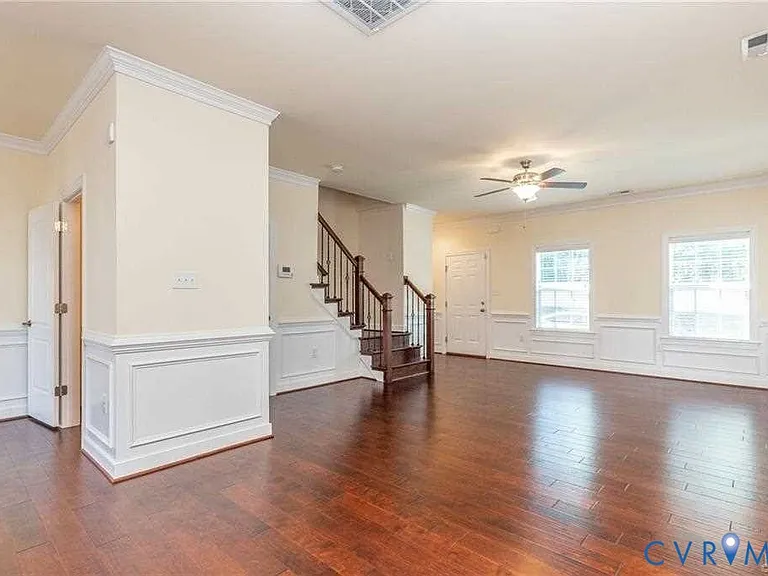 7348 Pebble Lake Dr — Photo 3
