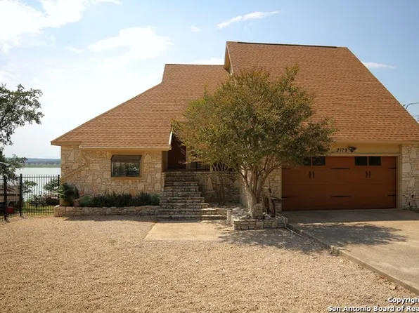 2179 Glenn Dr, Canyon Lake, TX 78133