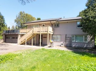 729 N Hamilton St, Saint Croix Falls, WI 54024