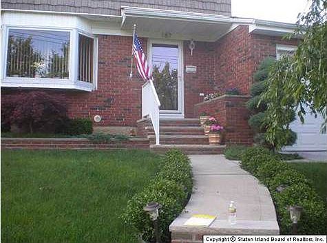1st image of 187 Lamoka Ave
