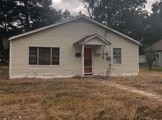 312 S Madison St, Dewitt, AR 72042