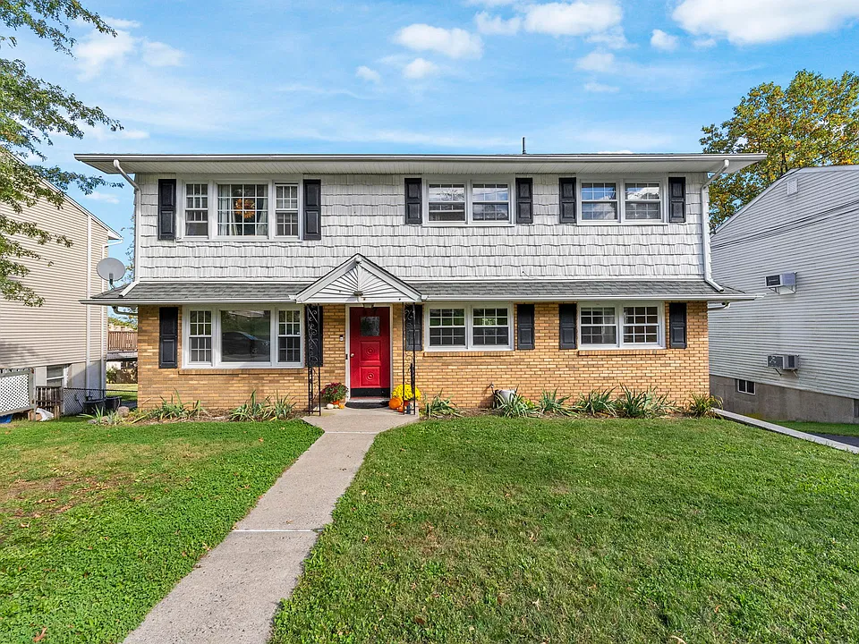 47 Mary St #1A
