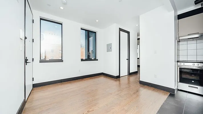 Rented by Nooklyn NYC LLC | media 13