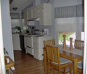 4th image of 3200 Lake Kerry Dr