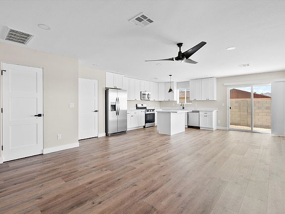 2nd image of 2551 E Broadway Rd #1