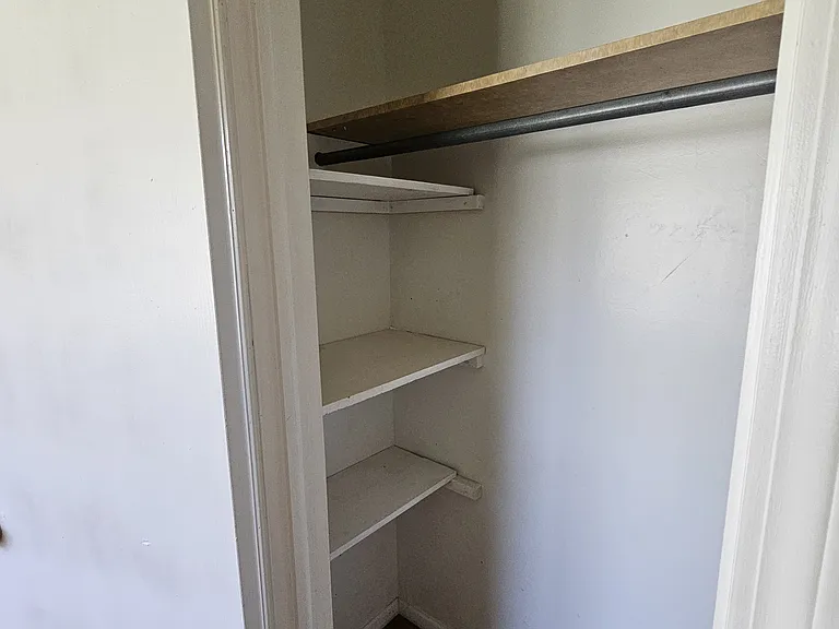 1904 W Randall Ave — Photo 13
