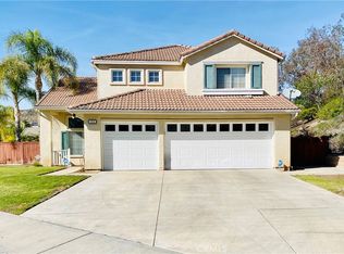 1935 Stonehaven Dr, Corona, CA 92879