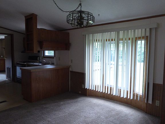 5th image of 1400 Waldo Ct