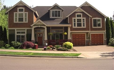 1st image of 2220 Crestview Dr