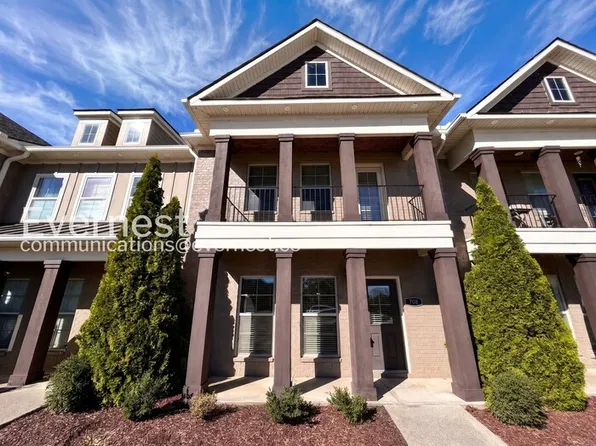 708 Blue Sky Dr, Murfreesboro, TN 37130