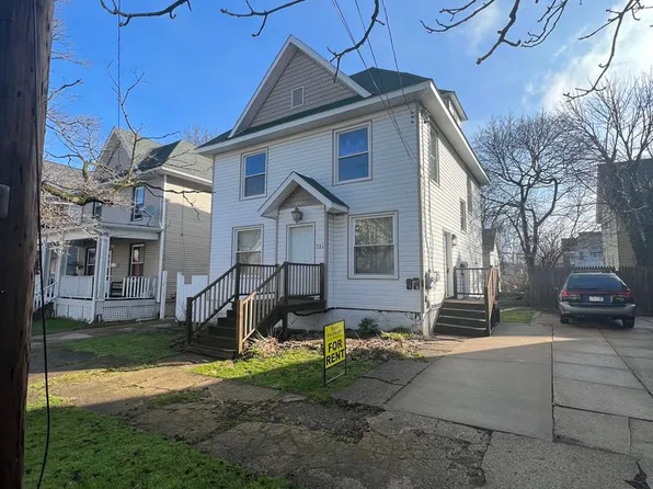 721 POPLAR, 721 Poplar St Floor 2, Erie, PA 16502
