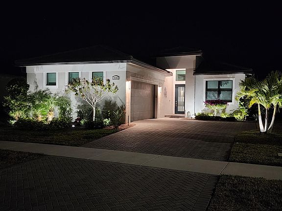 3rd image of 9162 SW Arco Way