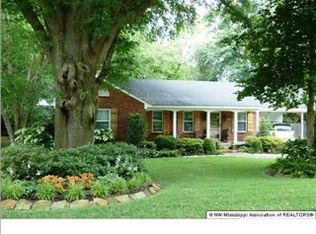 9558 Stuart St, Olive Branch, MS 38654