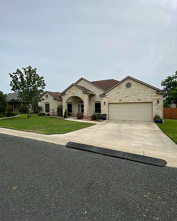 1st image of 1203 Doe Run Holw