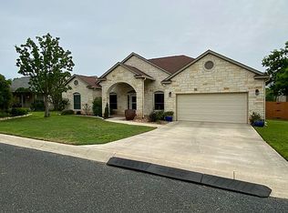 1203 Doe Run Holw, Fredericksburg, TX 78624