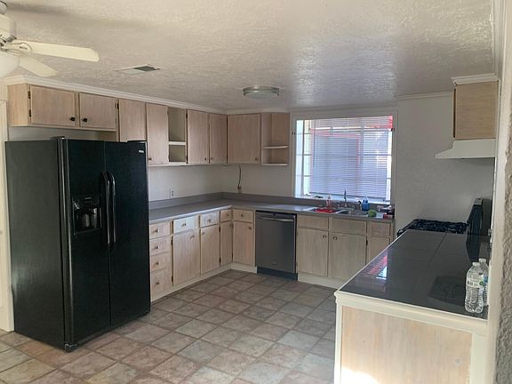 5th image of 1336 S 75th Ave E