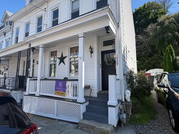 1229 W Norwegian St, Pottsville, PA 17901