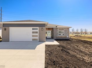 4812 Bluebell Loop S, Fargo, ND 58104