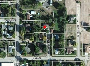 208 N Terrace Rd, Cedar Bluffs, NE 68015