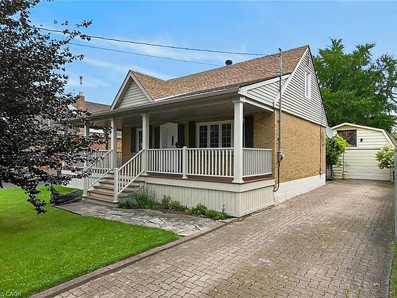 4th image of 31 Gailmont Dr