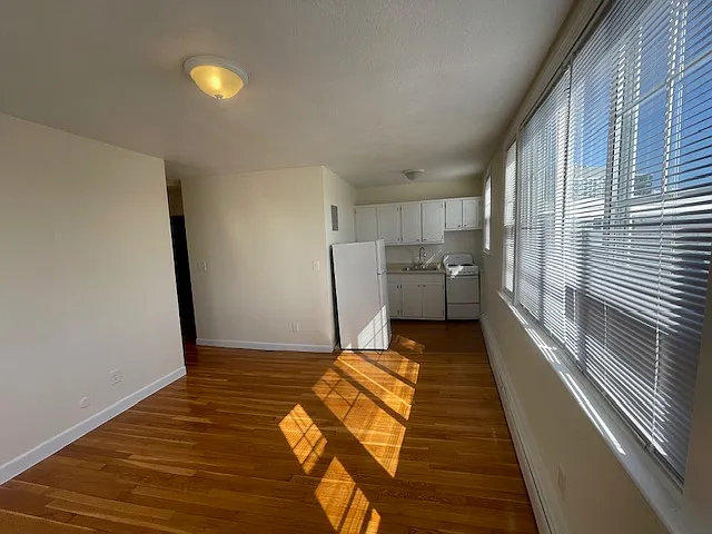 162 N Beacon St #11 — Photo 7