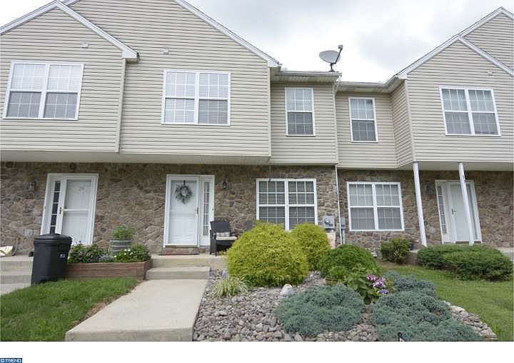 1st image of 31 Lincoln Dr