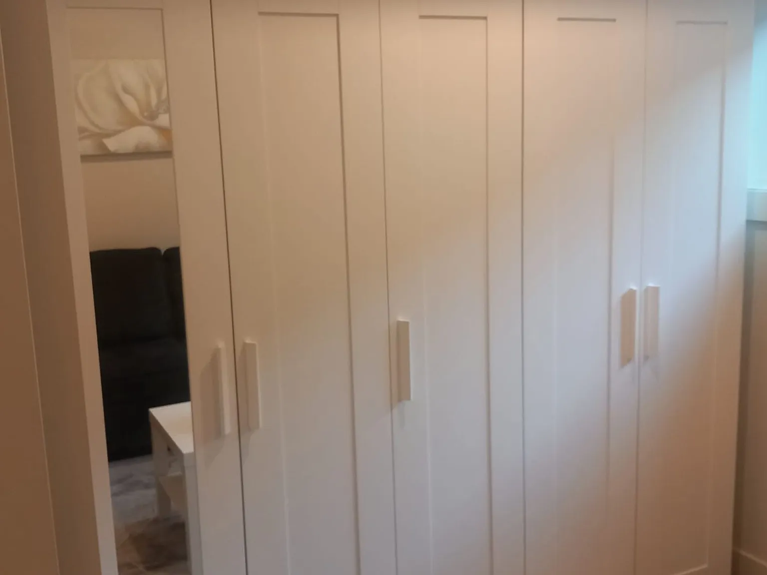 2 bed, 700 sqft, $2,000 — Photo 2